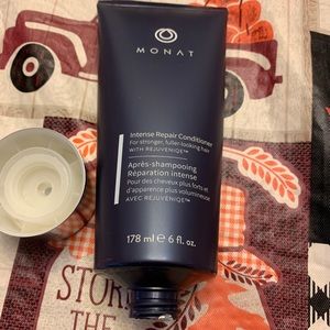 MONAT new intense repair shampoo with free item